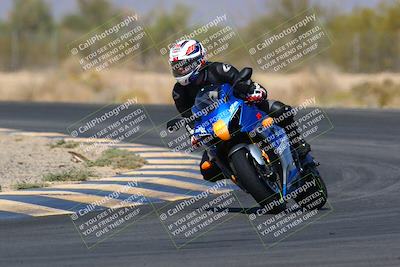 media/Mar-28-2022-Superbike Trackdays (Mon) [[b8603d0f67]]/Open Track Time/Turn 7/